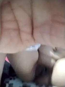 OliviaMorris1 online show from 10-12-25, 04:22