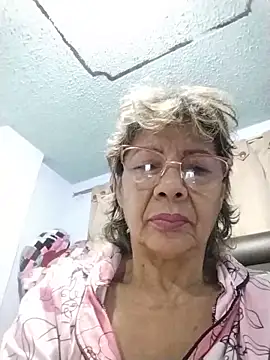 Snapshot of OliviaMorris1 chatting on 05-24-26, 10:53 OliviaMorris1 online show from 05-24-26, 10:53