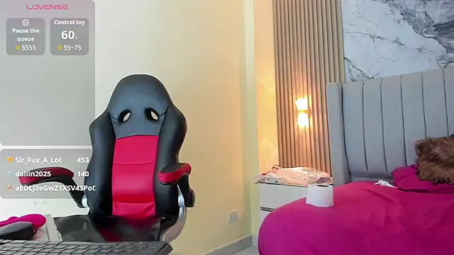 AURORAMARTIN2 online show from 11-23-25, 12:54