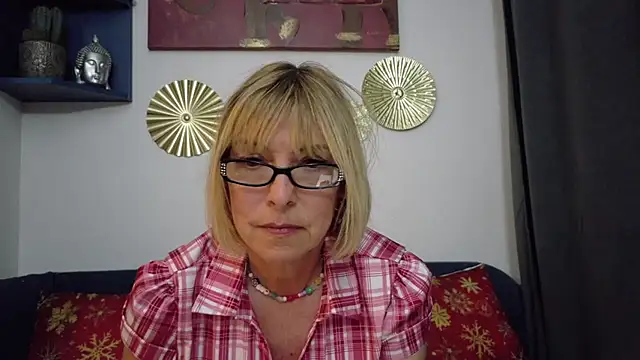 ClassyNAWTYBritMILF online show from 03-27-26, 11:37