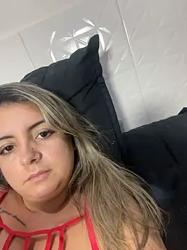 Snapshot of sophiemonroevip chatting on 01-14-26, 02:50 sophiemonroevip online show from 01-14-26, 02:50