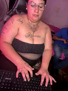 valen1891 online show from 12-16-25, 03:33