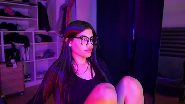 capriciousqueen online show from 10-08-25, 03:15