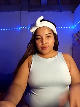 angelHeath13 online show from 10-19-25, 06:25