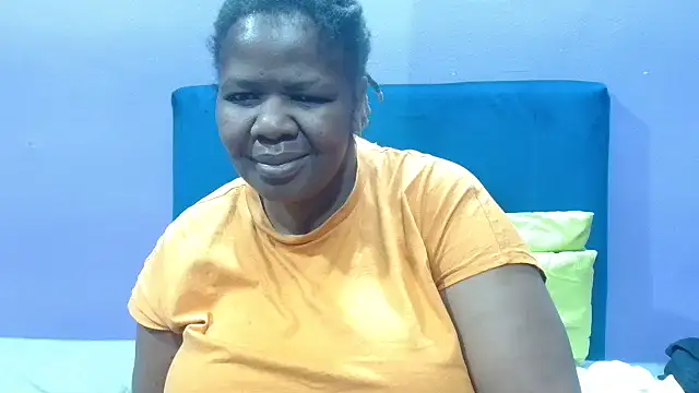 NaughtyChubbyZoe online show from 09-16-25, 05:41