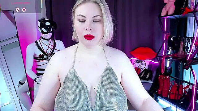 Snapshot of Anna_Maxwell chatting on 06-01-26, 02:24 Anna Maxwell online show from 06-01-26, 02:24
