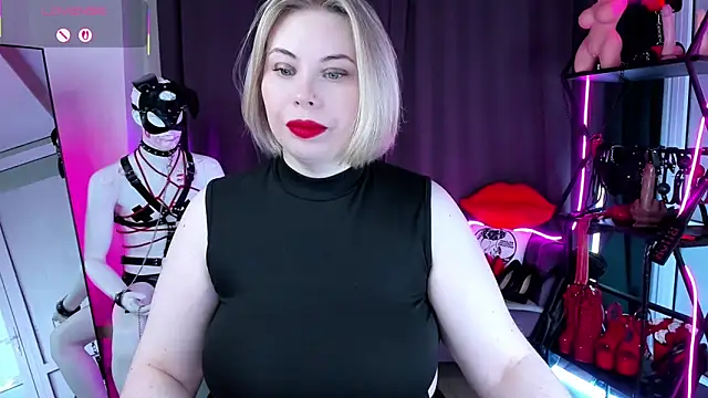 Snapshot of Anna_Maxwell chatting on 06-07-26, 01:54 Anna Maxwell online show from 06-07-26, 01:54