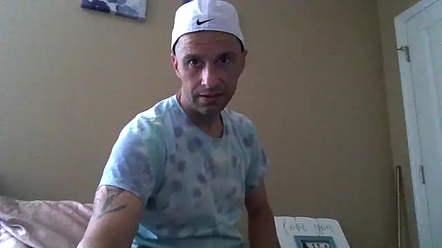 Snapshot of dik4cache chatting on 05-18-26, 03:40 dik4cache online show from 05-18-26, 03:40