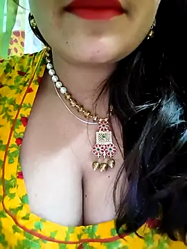 Snapshot of MISS_RIYA14 chatting on 09-11-25, 06:08 MISS RIYA14 online show from 09-11-25, 06:08