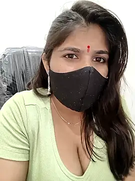 Snapshot of MISS_RIYA14 chatting on 09-26-25, 06:39 MISS RIYA14 online show from 09-26-25, 06:39