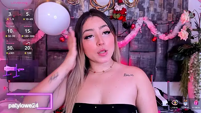 Snapshot of PatyLawrence chatting on 12-21-25, 03:46 PatyLawrence online show from 12-21-25, 03:46
