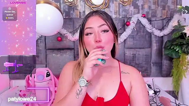 Snapshot of PatyLawrence chatting on 01-09-26, 04:37 PatyLawrence online show from 01-09-26, 04:37