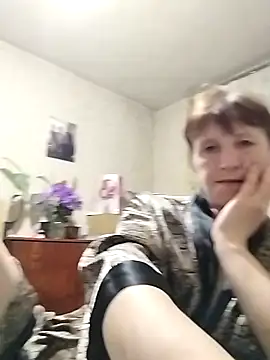 Snapshot of Flower2931 chatting on 03-07-26, 04:26 Flower2931 online show from 03-07-26, 04:26