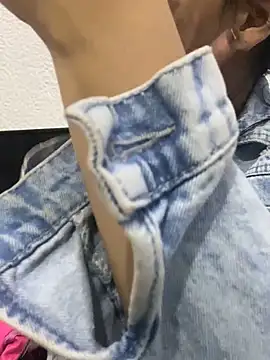 Aisha poweer online show from 10-05-25, 01:59