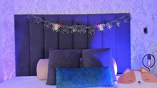 dana hazze online show from 10-21-25, 08:31