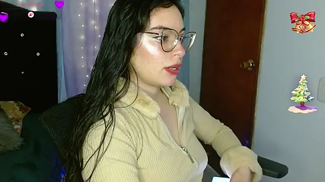 Snapshot of Camila_Ord chatting on 12-15-25, 09:08 Camila Ord online show from 12-15-25, 09:08