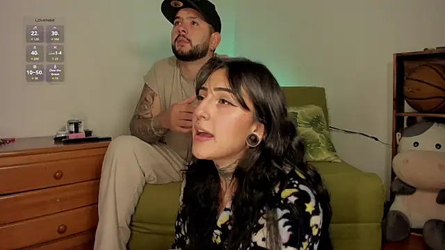 lola n apolo online show from 10-06-25, 10:29