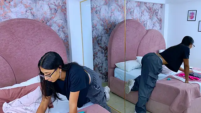 RavenGloomy online show from 10-31-25, 07:59