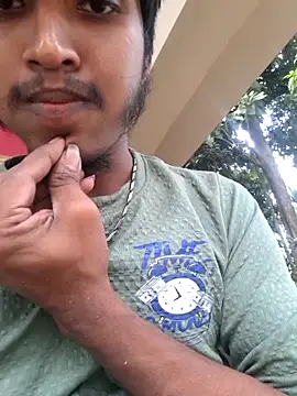 Snapshot of rohanh234 chatting on 12-01-25, 09:14 rohanh234 online show from 12-01-25, 09:14