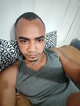 Snapshot of SanChacal5694 chatting on 09-18-25, 03:30 SanChacal5694 online show from 09-18-25, 03:30