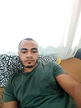 Snapshot of SanChacal5694 chatting on 09-21-25, 07:48 SanChacal5694 online show from 09-21-25, 07:48