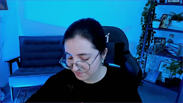 VirtuallVoyant online show from 10-06-25, 07:28