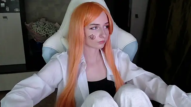 Cutti Crystal online show from 10-30-25, 03:13