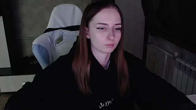 Cutti Crystal online show from 02-24-26, 01:03