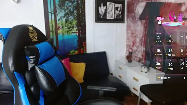 Snapshot of gigi_gilt_ chatting on 11-09-25, 04:11 gigi gilt online show from 11-09-25, 04:11