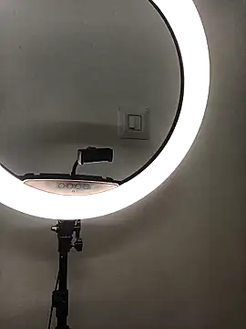 Snapshot of Sexy_kaira01 chatting on 10-31-25, 03:24 Sexy kaira01 online show from 10-31-25, 03:24