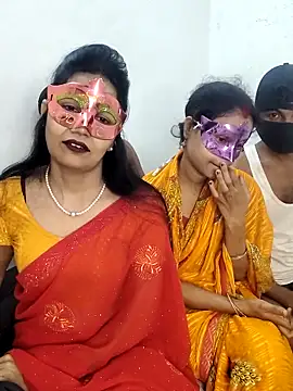 Snapshot of Sexy_kaira01 chatting on 11-08-25, 05:01 Sexy kaira01 online show from 11-08-25, 05:01