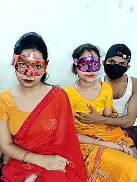 Snapshot of Sexy_kaira01 chatting on 11-19-25, 03:56 Sexy kaira01 online show from 11-19-25, 03:56