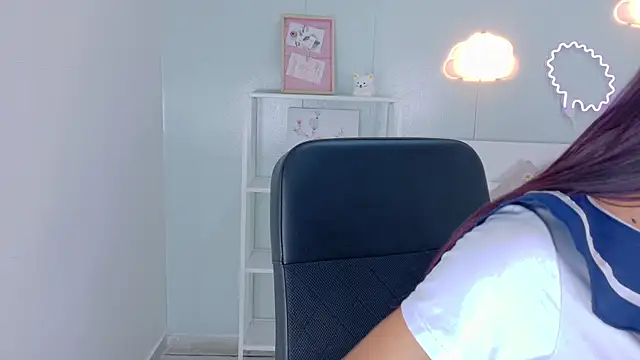 Taylorsmitth  online show from 10-30-25, 11:44