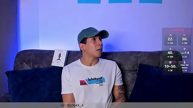 Snapshot of j_deex chatting on 11-24-25, 11:15 j deex online show from 11-24-25, 11:15