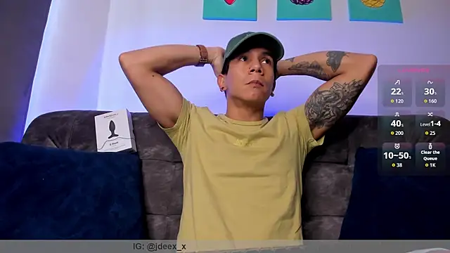 Snapshot of j_deex chatting on 11-25-25, 04:29 j deex online show from 11-25-25, 04:29