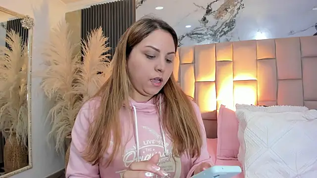 cloesummerr  online show from 03-11-26, 01:39