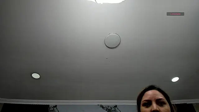 cloesummerr  online show from 04-13-26, 12:43