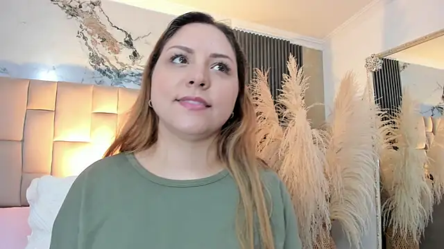 Snapshot of cloesummerr_ chatting on 04-25-26, 12:30 cloesummerr online show from 04-25-26, 12:30