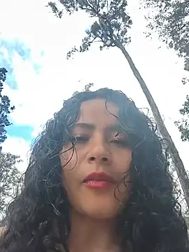 Snapshot of Yaya_watson chatting on 07-14-26, 07:41 Yaya watson online show from 07-14-26, 07:41