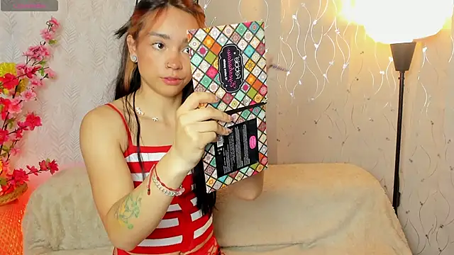 Dafne Mel online show from 04-15-26, 08:42