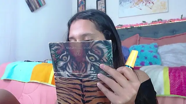 valentini villa online show from 10-25-25, 07:41