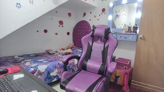 soffy rosses online show from 10-18-25, 01:52