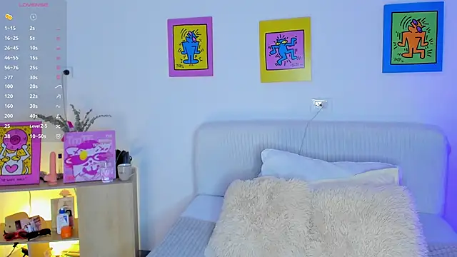 Snapshot of AprilAddams_ chatting on 10-28-25, 10:01 AprilAddams  online show from 10-28-25, 10:01