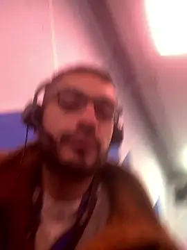 malek xarx  online show from 01-08-26, 03:03