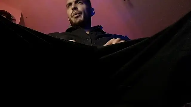 Snapshot of malek_xarx_ chatting on 03-31-26, 12:23 malek xarx online show from 03-31-26, 12:23