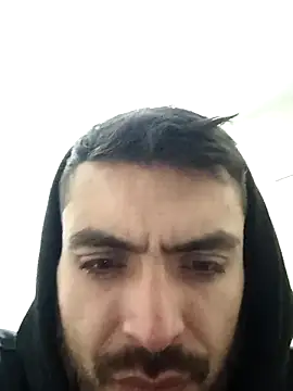 Snapshot of malek_xarx_ chatting on 04-29-26, 03:32 malek xarx online show from 04-29-26, 03:32