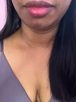 Snapshot of tamil_Aarathi chatting on 05-16-26, 12:51 tamil Aarathi online show from 05-16-26, 12:51