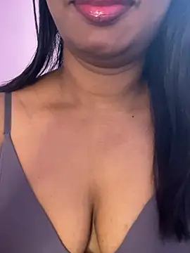 Snapshot of tamil_Aarathi chatting on 06-02-26, 05:15 tamil Aarathi online show from 06-02-26, 05:15