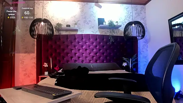Snapshot of Dustin_Sonne chatting on 06-16-26, 03:42 Dustin Sonne online show from 06-16-26, 03:42