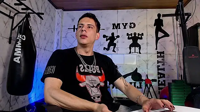 Snapshot of Dustin_Sonne chatting on 07-19-26, 03:32 Dustin Sonne online show from 07-19-26, 03:32